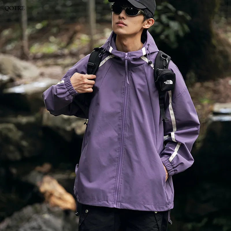 Camping Outdoor Windproof Raincoat Hooded Jacket