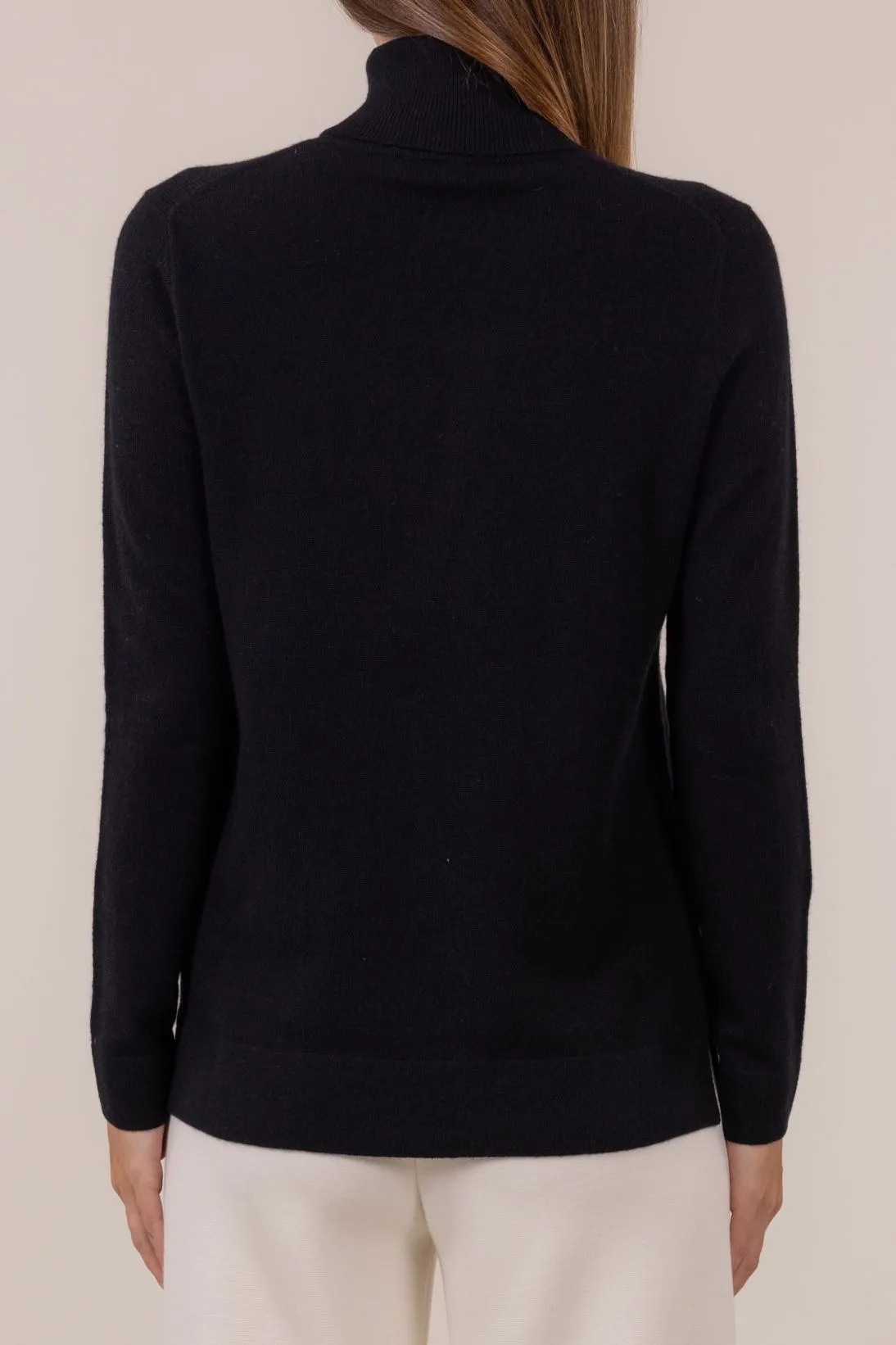 CLASSIC CASHMERE TURTLENECK