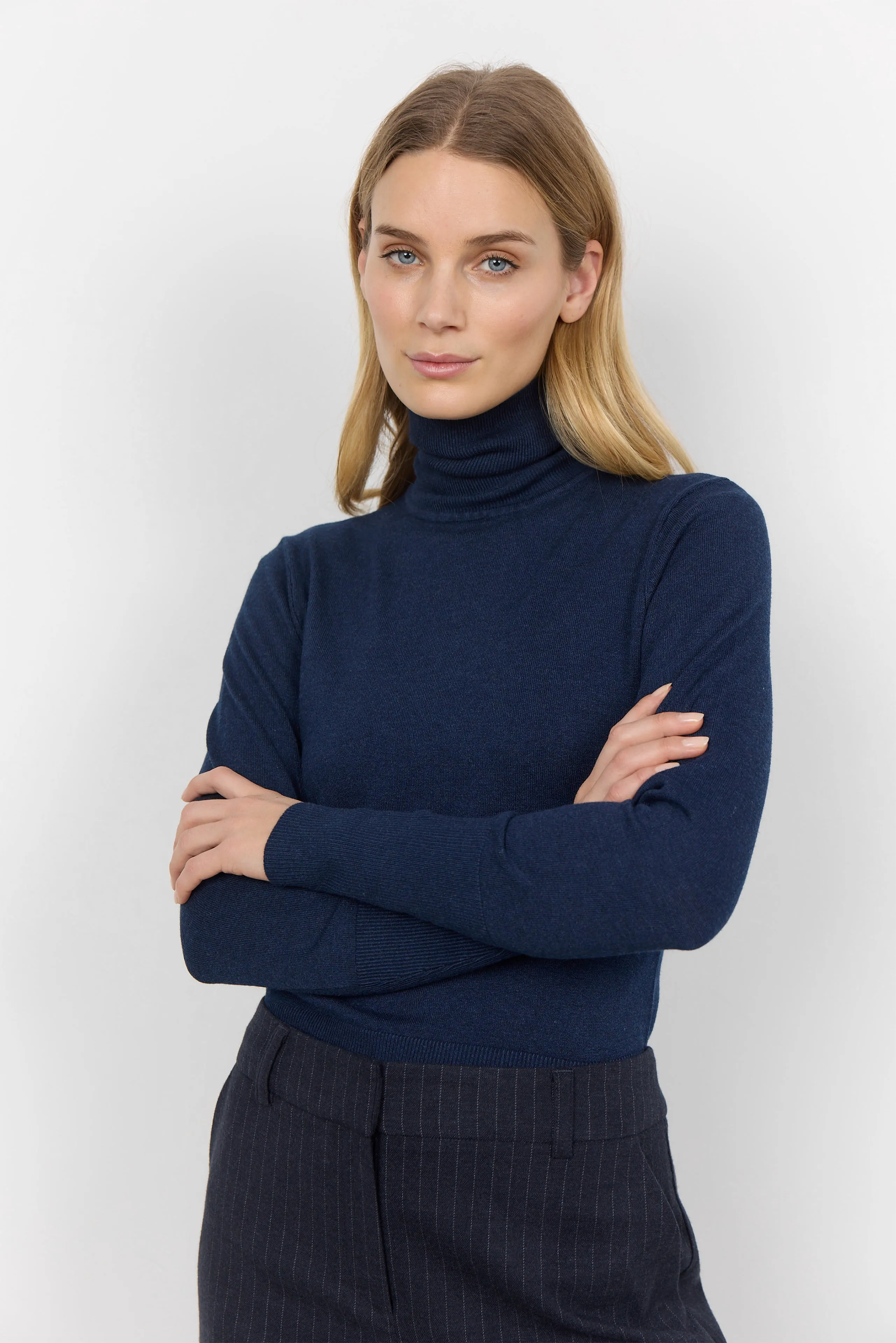 Dollie Pullover Turtleneck