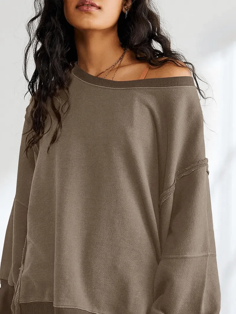 Fashionable Women's Oversize Sweatshirt with Reversible Seam - SF1575