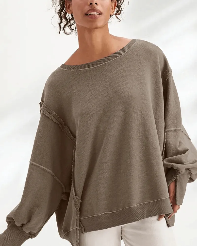 Fashionable Women's Oversize Sweatshirt with Reversible Seam - SF1575