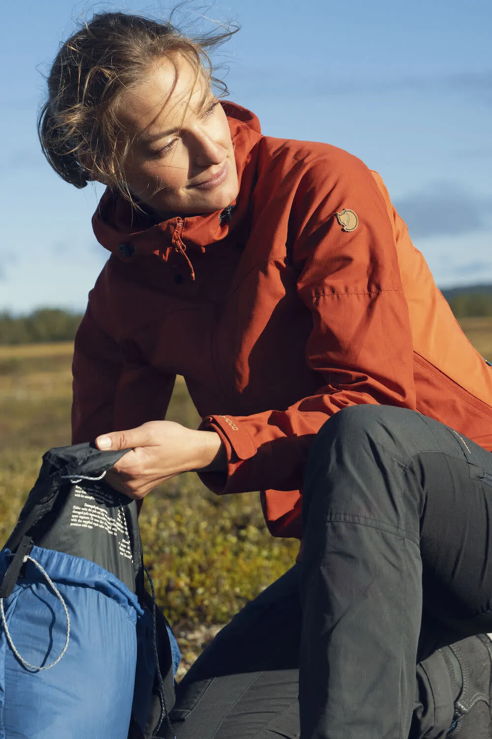 Fjällräven Women&#x27;s Abisko Lite Trekking Trousers Short Cabin Red-Rowan Red | Buy Fjällräven Women&#x27;s Abisko Lite Trekking Trousers Short Cabin Red-Rowan Red here | Outnorth