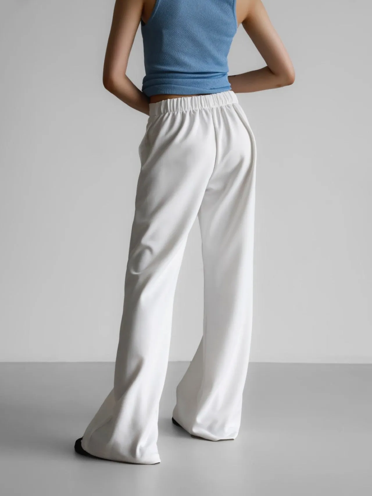 HALF BANDED RELAX TROUSERS