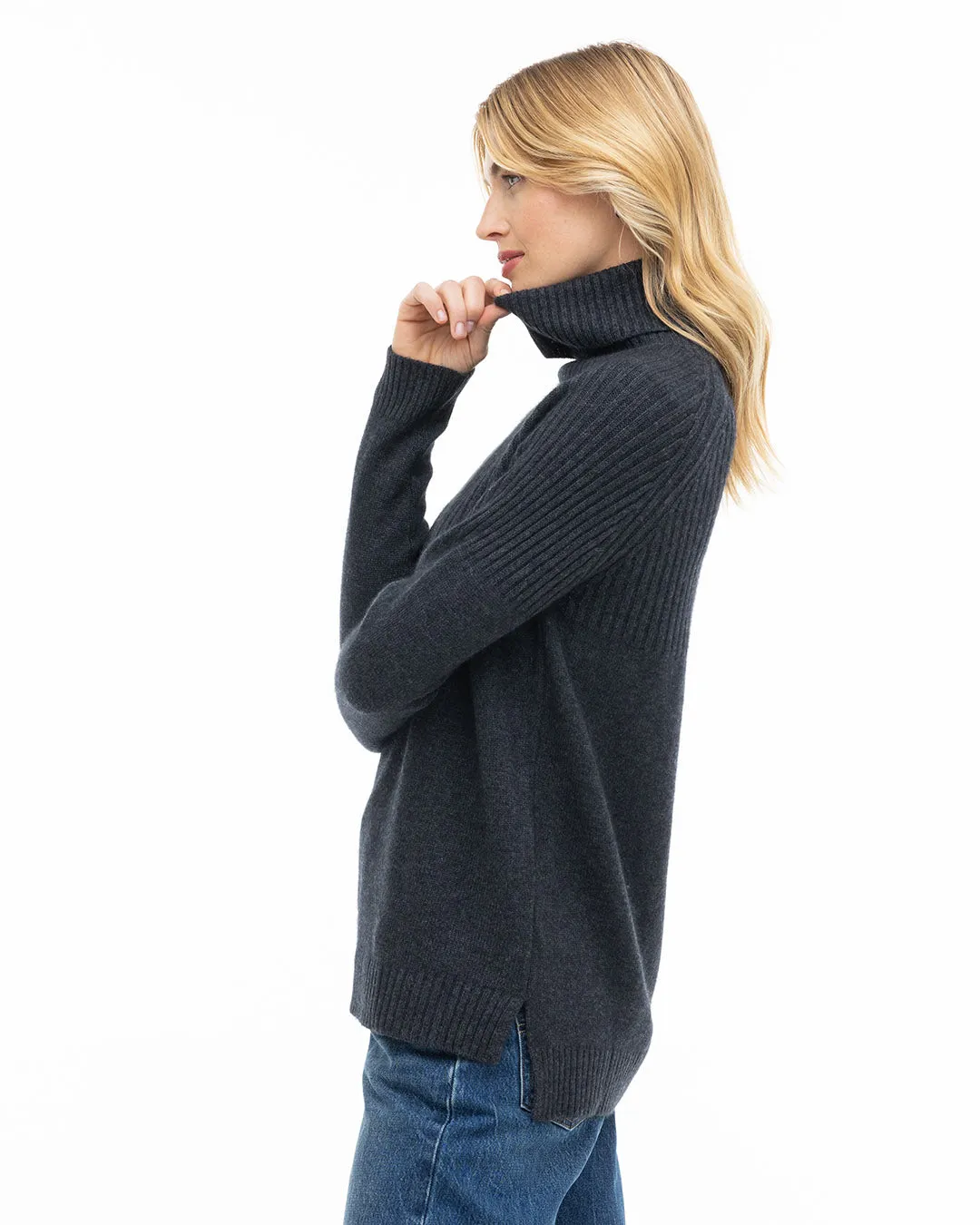 Half Ribbed Turtleneck