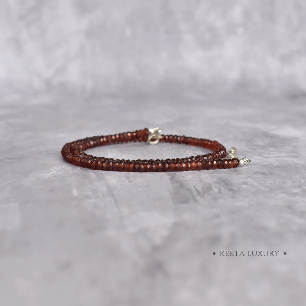 Luxe Line - Garnet Necklace