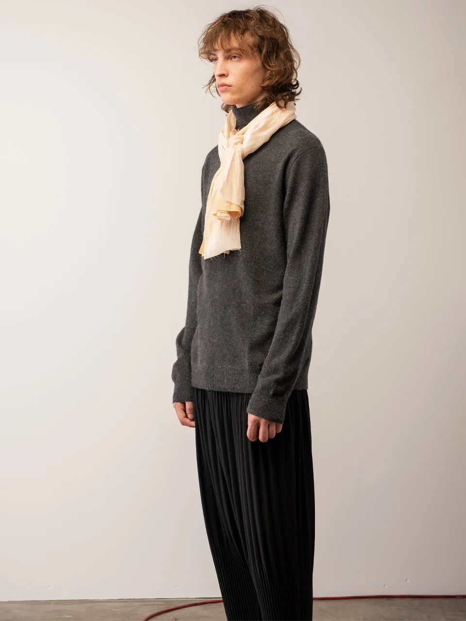 Men Turtleneck Sweater_Graphite