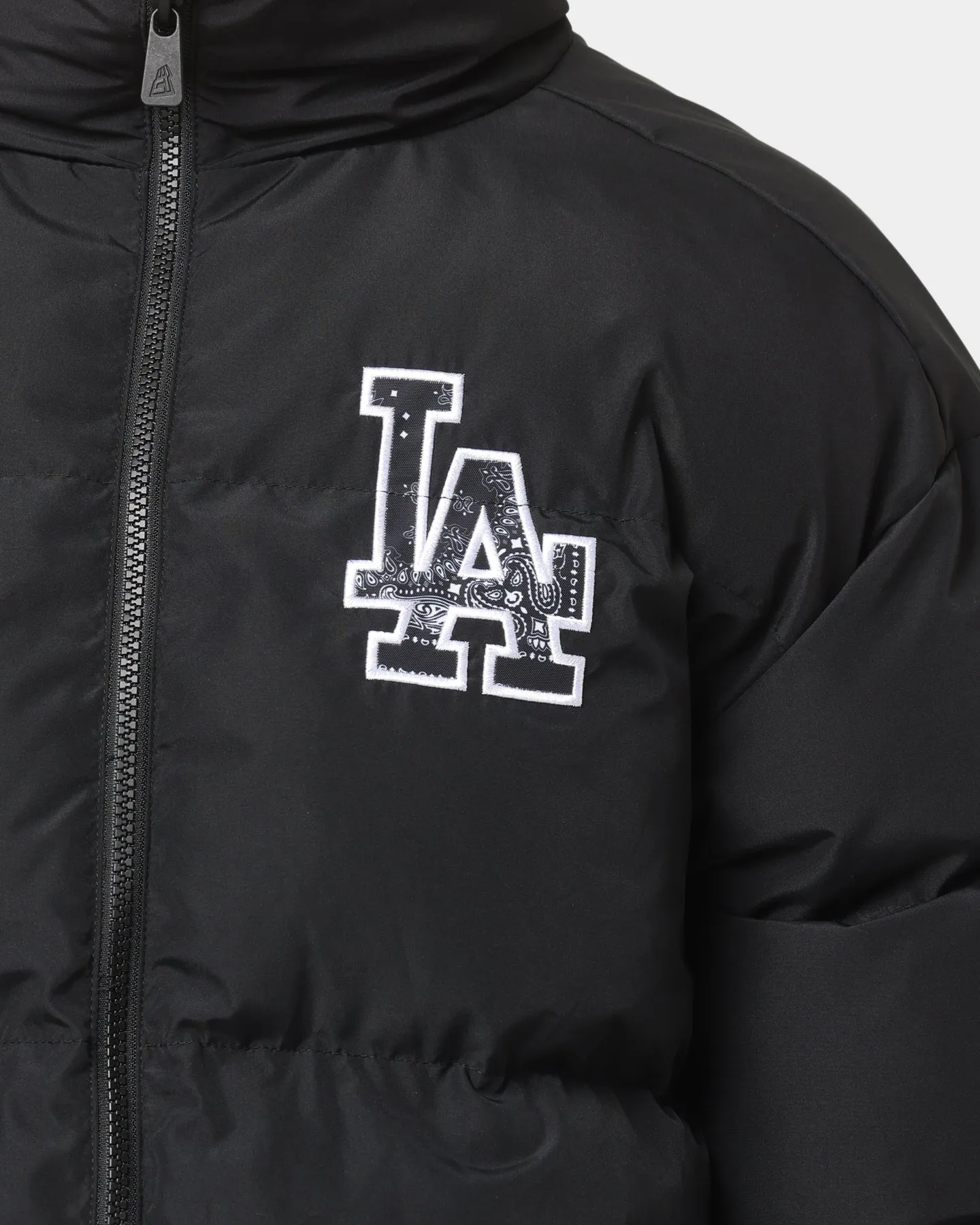 New Era Los Angeles Dodgers Paisley Puffer Jacket Black