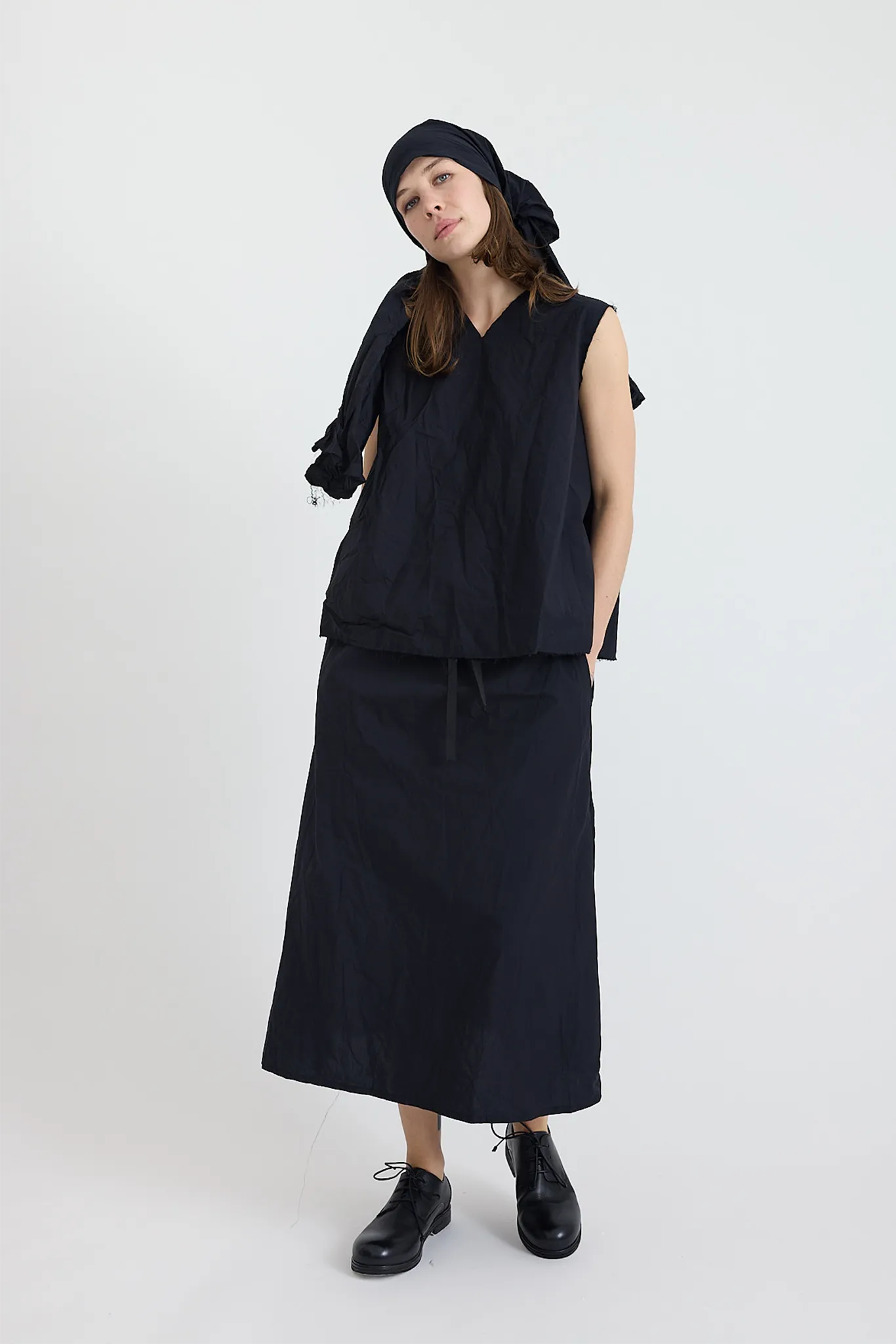 Scha - Two Pockets Twisted Midi Skirt "B-OE"