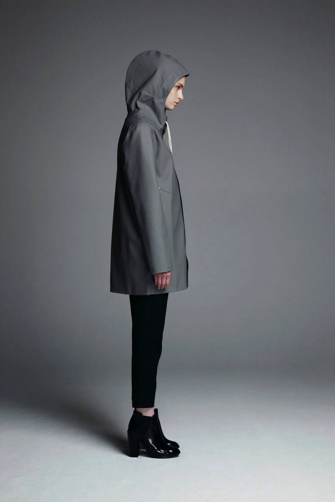 Stockholm Raincoat in Grey