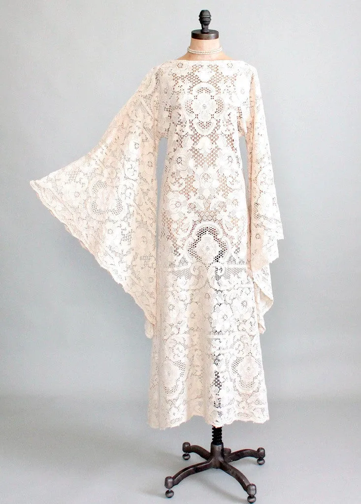 Vintage Early 1970s Quaker Lace Wedding Dress