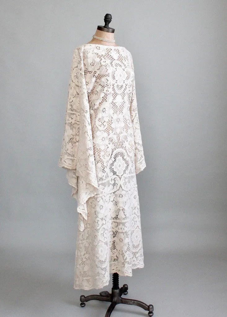 Vintage Early 1970s Quaker Lace Wedding Dress