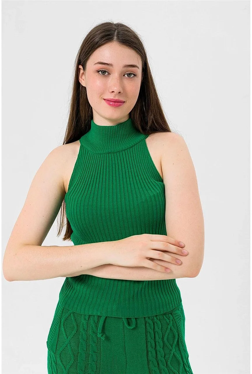 Women's Sleeveless Turtleneck Sweater - Green | Trendy Knitwear for Stylish Layering