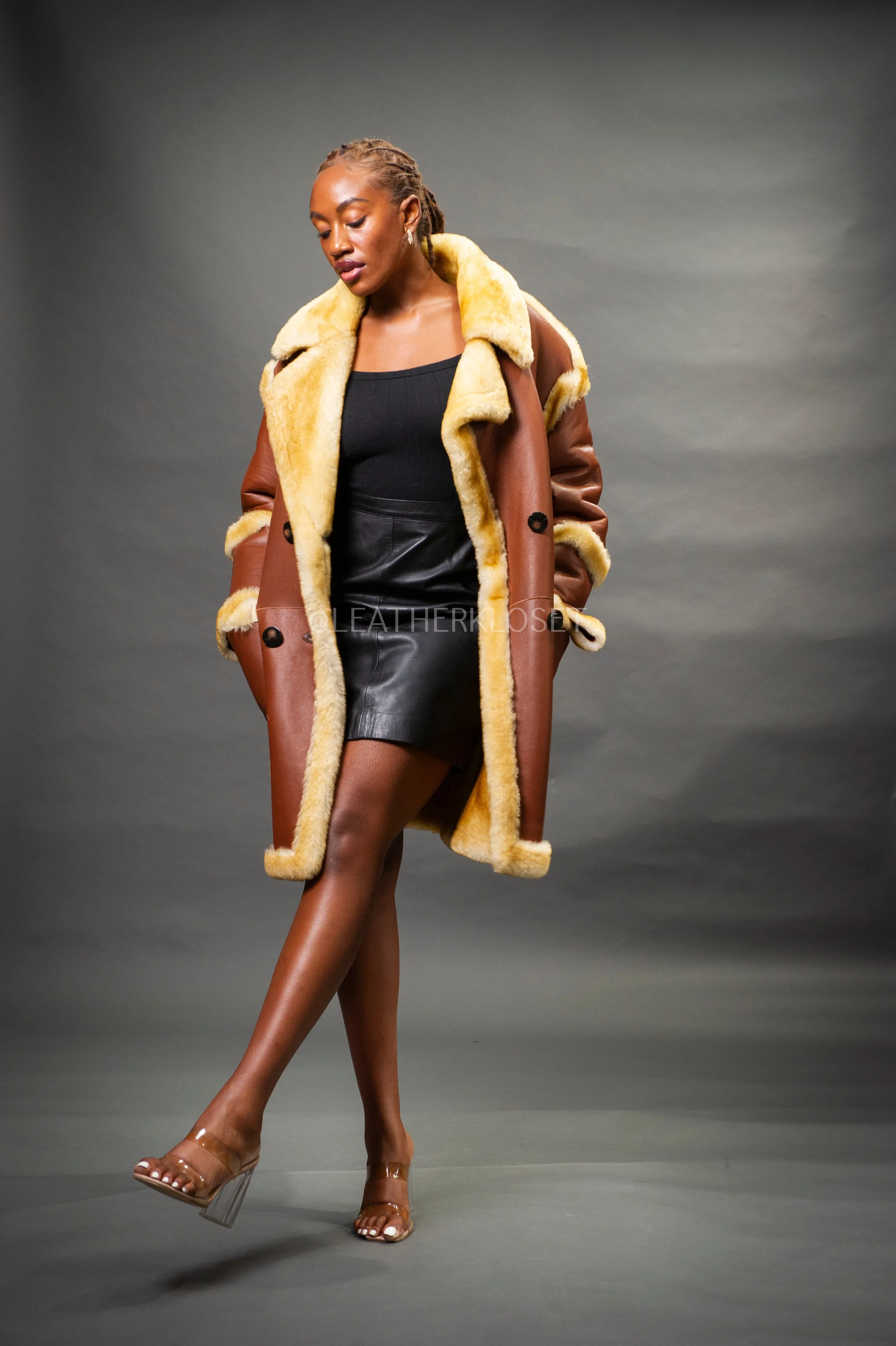 Women's Zuri Sheepskin Coat [Tan]